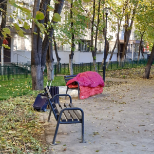 A venit iarna în București. Asistenții sociali din Sectorul 6 intervin în stradă pentru a sprijini persoanele fără adăpost.