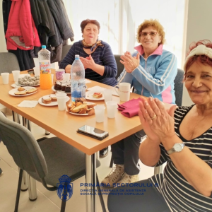 Seniorii născuți în prima lună a anului au fost sărbătoriți la Clubul Seniorilor Crângași