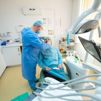 În Sectorul 6 - Tratament stomatologic fără durere prin tehnologia cu laser 