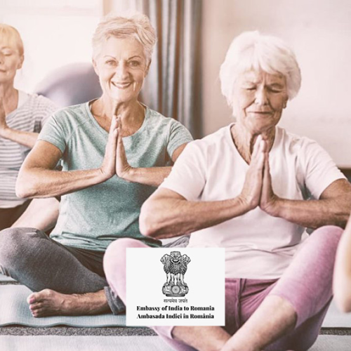 Yoga, vechea practică indiană care unește trupul și mintea, poate fi practicată gratuit de seniorii Sectorului 6